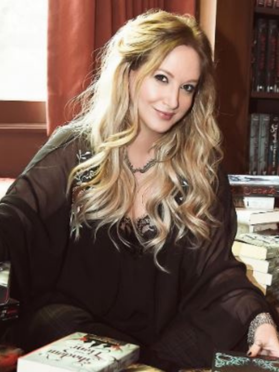 Author Interview with Leigh Bardugo and Giveaway